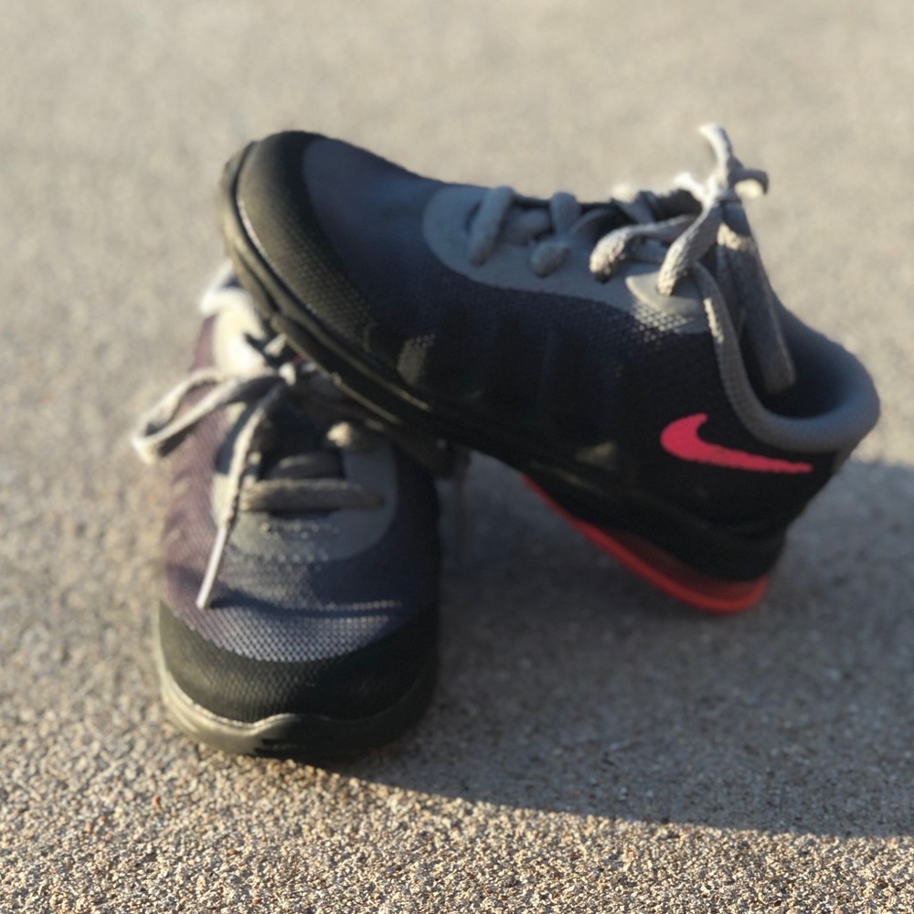 Toddler Nike size 9C